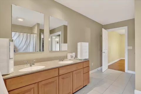 8306 E Crockett Rd, Roscoe, IL 61073 photo 40