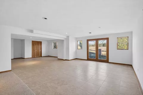 8306 E Crockett Rd, Roscoe, IL 61073 photo 31
