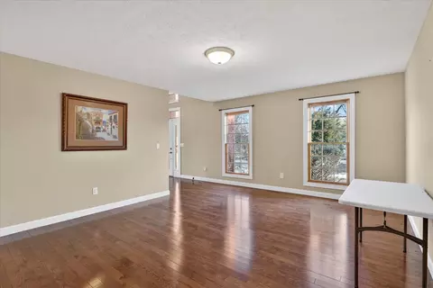 8306 E Crockett Rd, Roscoe, IL 61073 photo 14