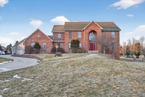 8306 E Crockett Rd, Roscoe, IL 61073 photo 3