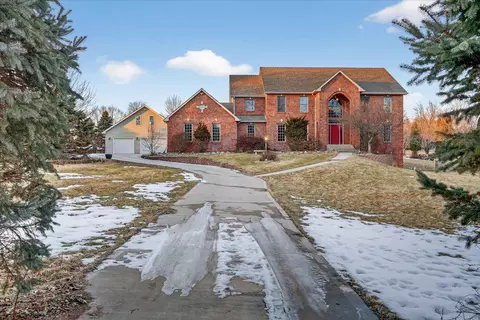 8306 E Crockett Rd, Roscoe, IL 61073 photo 5