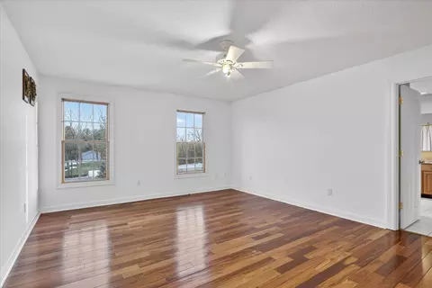 8306 E Crockett Rd, Roscoe, IL 61073 photo 36