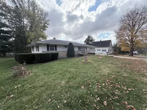 214 Long St, Warren, IL 61087