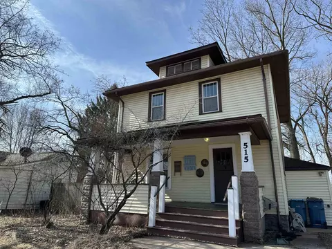 515 Burlington, Savanna, IL 61074