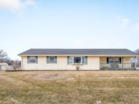 11818 Balsa Ln, Roscoe, IL 61073