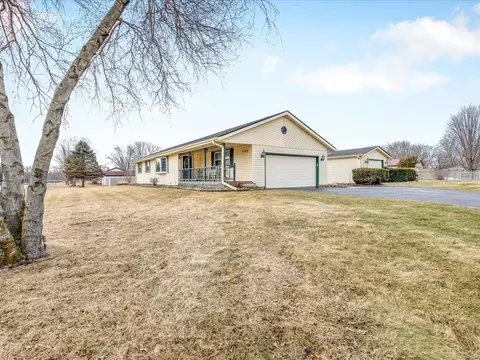 11818 Balsa Ln, Roscoe, IL 61073 photo 4