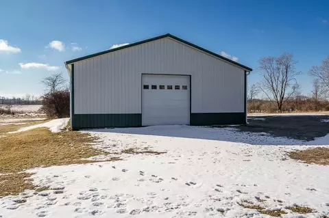 Exterior - 19905 State Line Rd, Harvard, IL 60033 photo 7 of 9