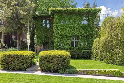 224 N Prospect St, Rockford, IL 61107