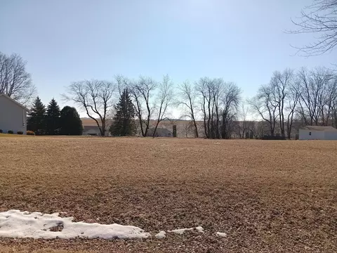 757 Gainsboro Rd, Lake Summerset, IL 61019