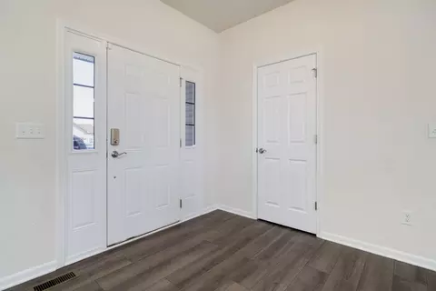 429 E Dekalb Dr, Maple Park, IL 60151 photo 4