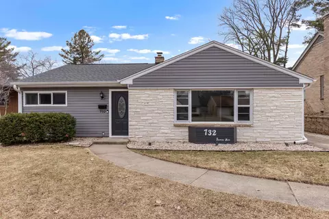 732 James Ave, Rockford, IL 61107