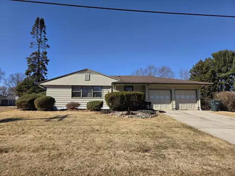 2104 Delcy Dr, Rockford, IL 61107
