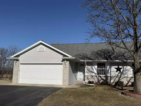 633 Park View St, Pecatonica, IL 61063
