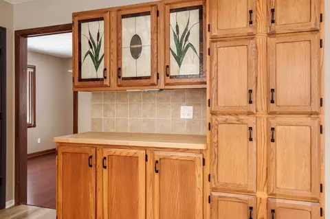 Kitchen - 6747 Lynnhurst Ln, Roscoe, IL 61073 photo 4 of 9