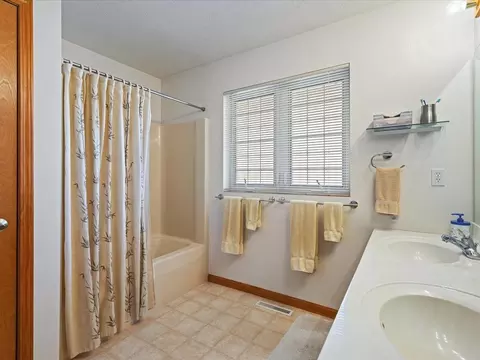 2272 Drexel Ave, Lake Summerset, IL 61019 photo 37