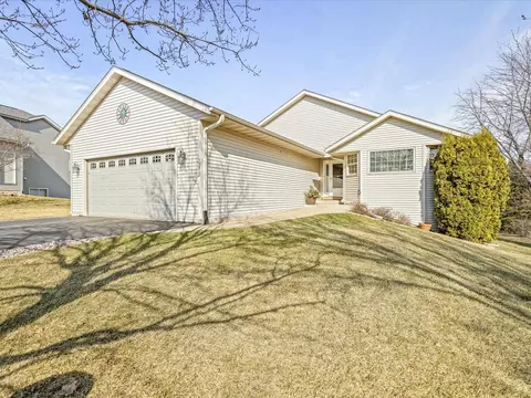 2272 Drexel Ave, Lake Summerset, IL 61019 photo 2