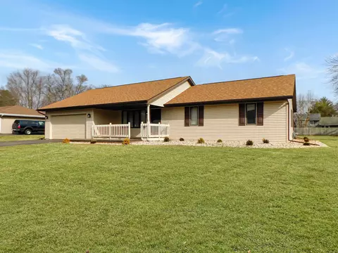 13699 Chevron Dr, Rockton, IL 61072