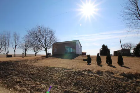 15210 Murphy Rd, Winnebago, IL 61088