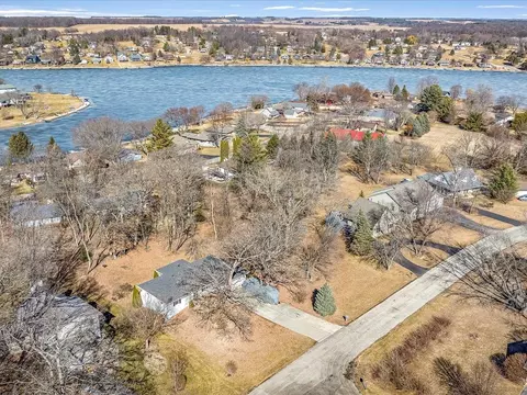 View/Area - 585 Knollwood Dr, Lake Summerset, IL 61019 photo 2 of 6