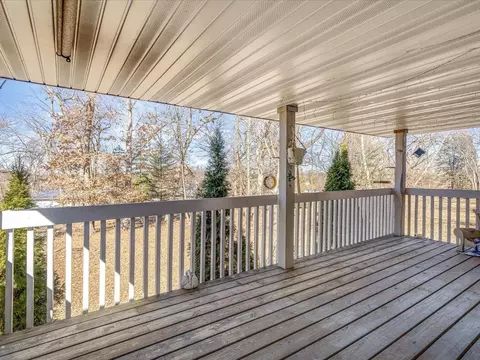 Exterior - 585 Knollwood Dr, Lake Summerset, IL 61019 photo 3 of 6