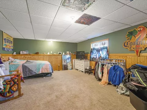 Bedroom - 585 Knollwood Dr, Lake Summerset, IL 61019 photo 7 of 7
