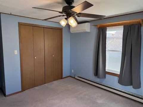 Bedroom - 2173 Eagle Dr, Freeport, IL 61032 photo 2 of 7