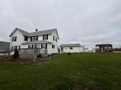 1925 S Simmons Rd, Stockton, IL 61085