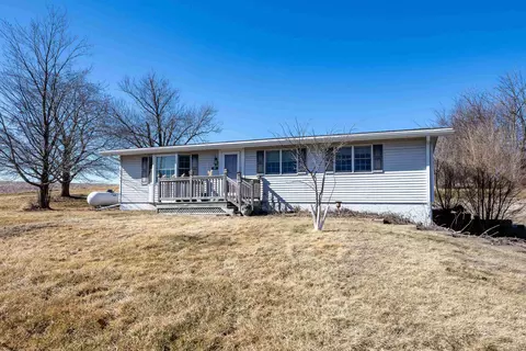 601 S West St, Galena, IL 61036