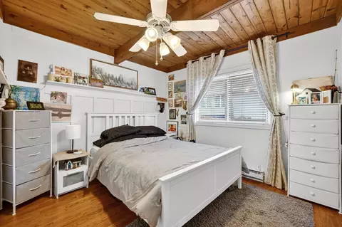 Bedroom - 2217 Gainsboro Rd, Lake Summerset, IL 61019 photo 1 of 3