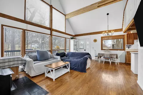 Living - 2217 Gainsboro Rd, Lake Summerset, IL 61019 photo 1 of 1