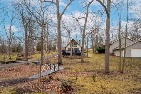 Exterior - 2217 Gainsboro Rd, Lake Summerset, IL 61019 photo 7 of 8