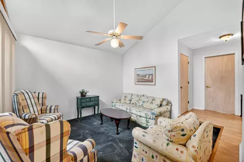 Living - 2354 Butternut Bnd, Lake Summerset, IL 61019 photo 1 of 4