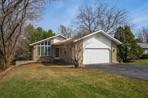 2354 Butternut Bnd, Lake Summerset, IL 61019