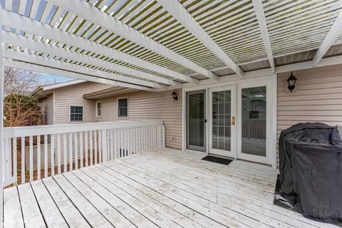 Exterior - 2354 Butternut Bnd, Lake Summerset, IL 61019 photo 5 of 7