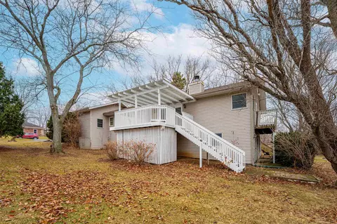 Exterior - 2354 Butternut Bnd, Lake Summerset, IL 61019 photo 4 of 7