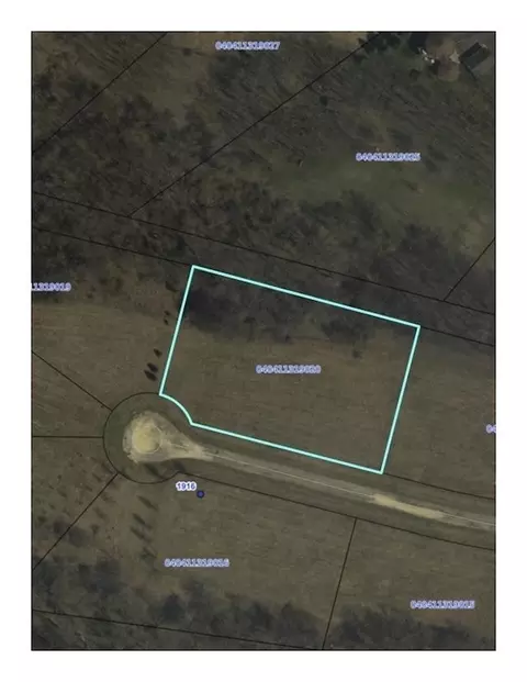 19-20 Timber Ridge Dr, Lake Carroll, IL 61046