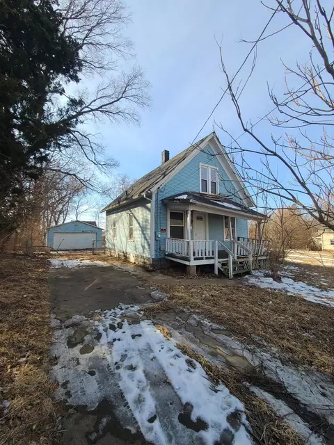 928 Lincoln, Rockford, IL 61102