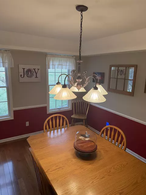 Dining - 5206 E Hubbard Trl, Byron, IL 61010 photo 6 of 8