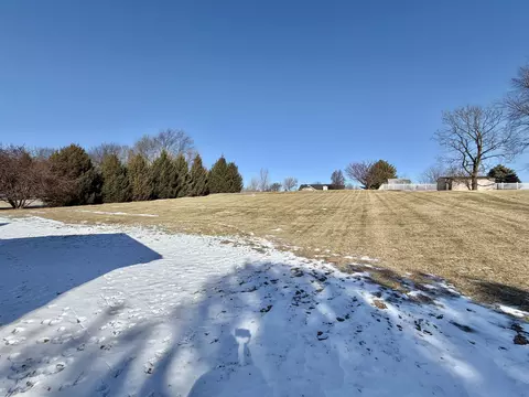 Exterior - 5206 E Hubbard Trl, Byron, IL 61010 photo 3 of 3