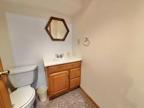 Bath - 5206 E Hubbard Trl, Byron, IL 61010 photo 6 of 6