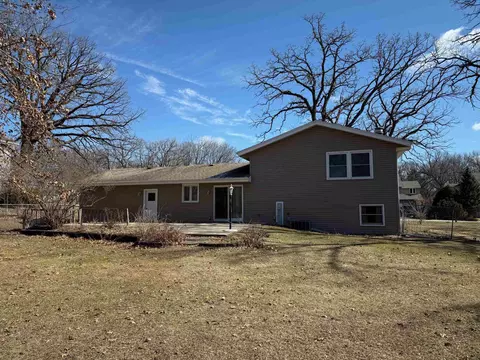 11392 Edgemere Ter, Roscoe, IL 61073 photo 5