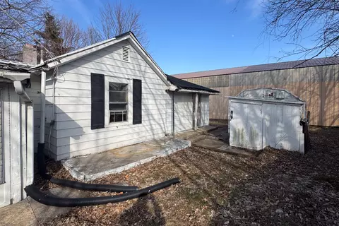 230 Reed St, Pecatonica, IL 61063 photo 17