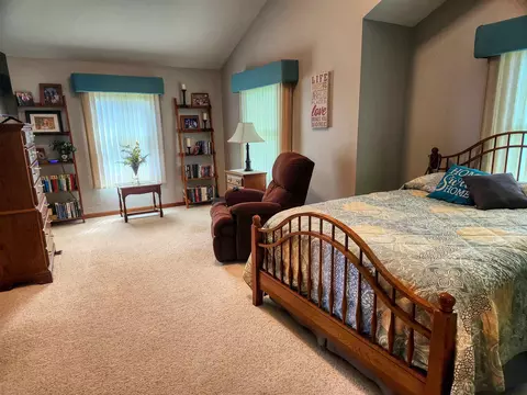 Bedroom - 28-80 Highland Ct, Lanark, IL 61046 photo 3 of 5