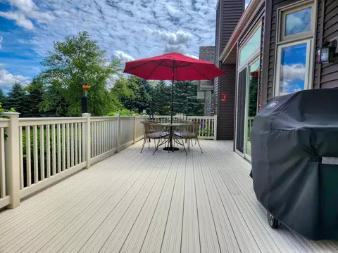 Exterior - 28-80 Highland Ct, Lanark, IL 61046 photo 5 of 11