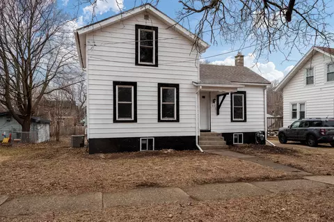 610 N Prospect St, Rockford, IL 61107