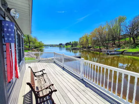 Exterior - 27-53 Ridgeview Dr, Lanark, IL 61046 photo 6 of 12