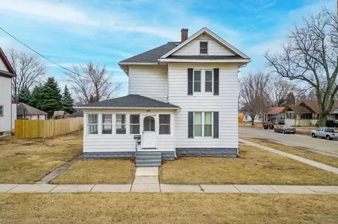 922 Lincoln Ave, Rochelle, IL 61068