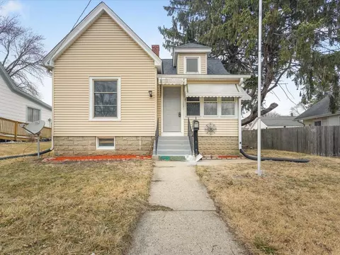 2220 15th Ave, Rockford, IL 61104