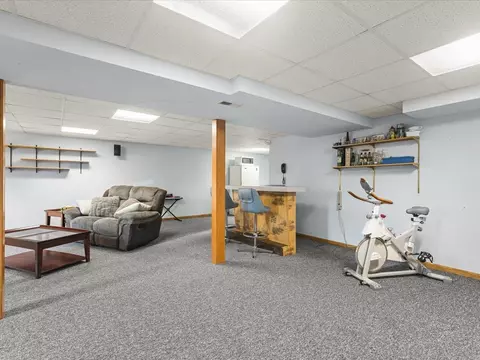Living - 1101 Drexel Rd, Lake Summerset, IL 61019 photo 5 of 8