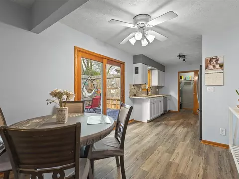 Dining - 1101 Drexel Rd, Lake Summerset, IL 61019 photo 1 of 2